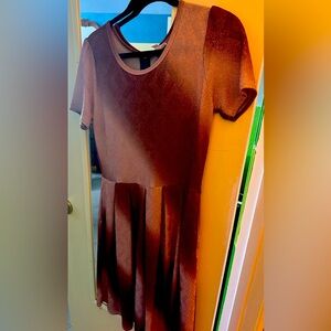 Dark and Light Pink Elegant Amelia